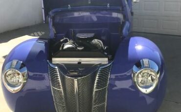 Unknown-Sedan-1940-1