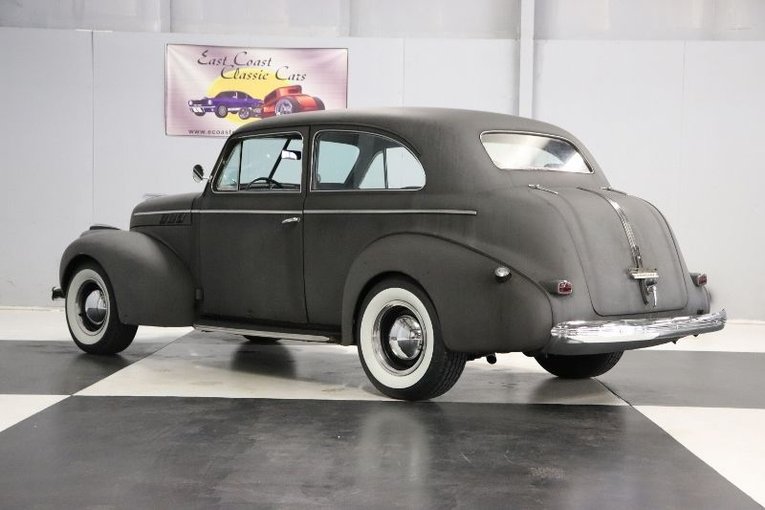 Unknown-Sedan-1940-Black-Primer-Gray-19