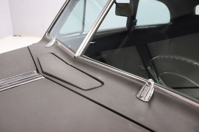 Unknown-Sedan-1940-Black-Primer-Gray-25