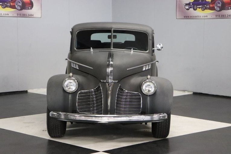 Unknown-Sedan-1940-Black-Primer-Gray-37
