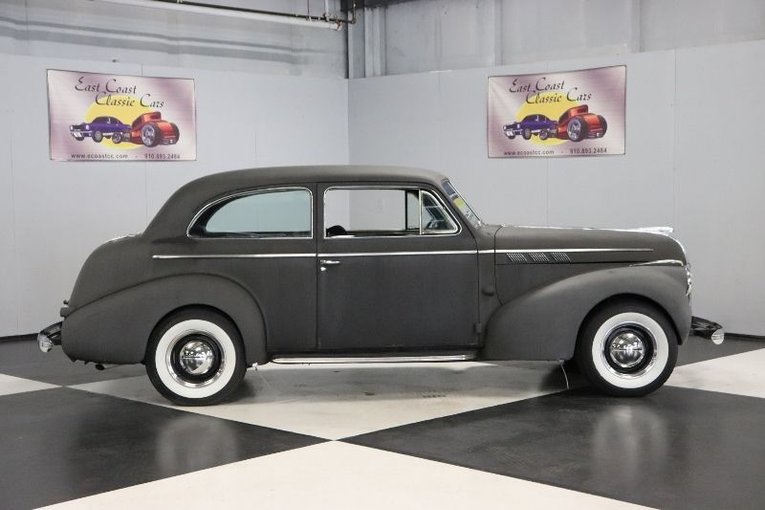 Unknown-Sedan-1940-Black-Primer-Gray-46