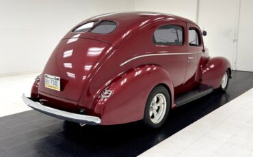 Unknown-Sedan-1940-Maroon-Metallic-Dark-Gray-10
