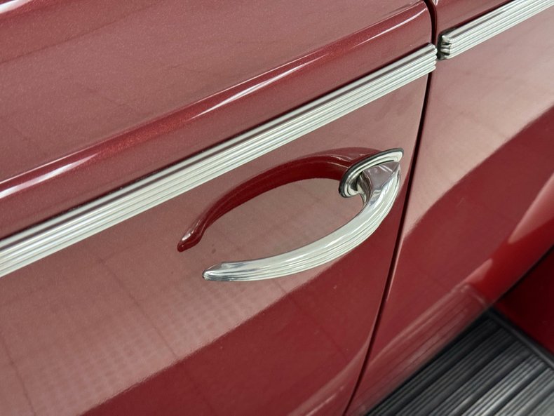 Unknown-Sedan-1940-Maroon-Metallic-Dark-Gray-21
