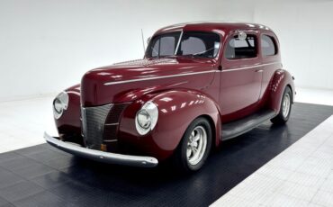 Unknown-Sedan-1940-Maroon-Metallic-Dark-Gray-25