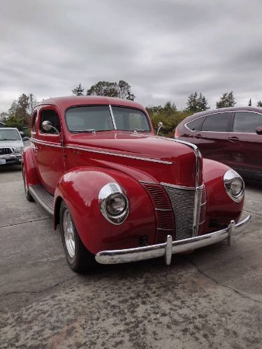 Unknown-Sedan-1940-Red-3