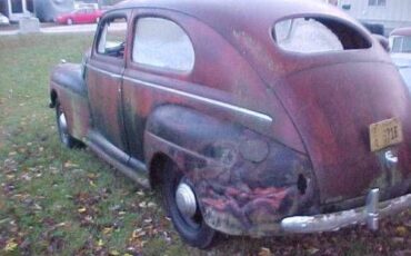Unknown-Sedan-1941-11