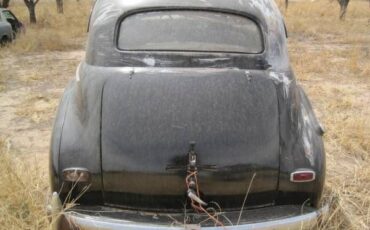 Unknown-Sedan-1941-2