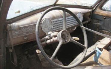 Unknown-Sedan-1941-3