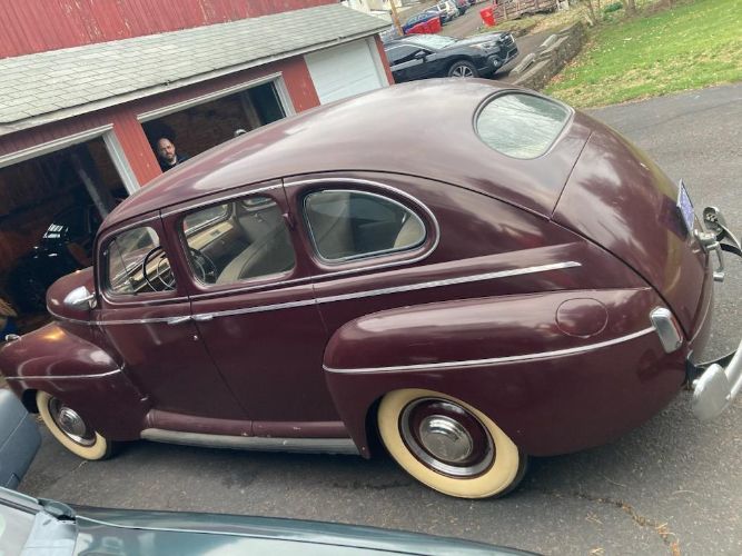 Unknown-Sedan-1941-3
