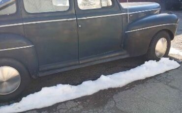 Unknown-Sedan-1941-Black-Gray-5