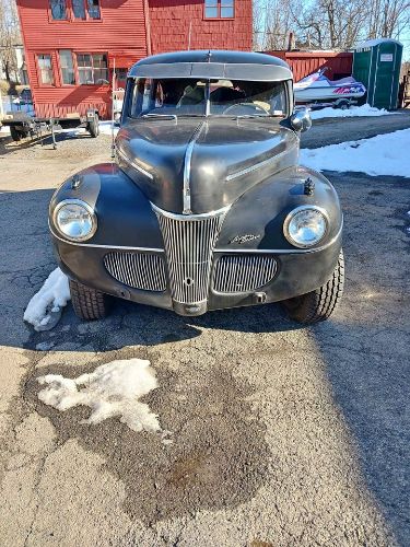Unknown-Sedan-1941-Black-Gray