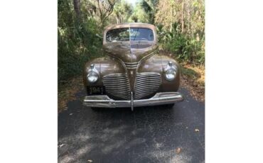 Unknown-Sedan-1941-Marine-Gold-Tan-2