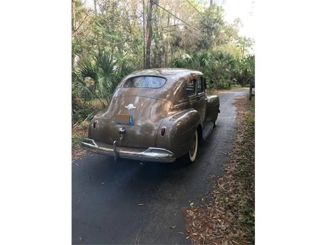 Unknown-Sedan-1941-Marine-Gold-Tan-3