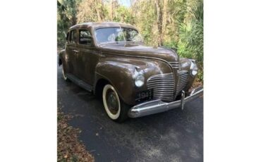 Unknown-Sedan-1941-Marine-Gold-Tan