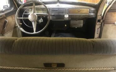Unknown-Sedan-1941-Marine-Gold-Tan-6