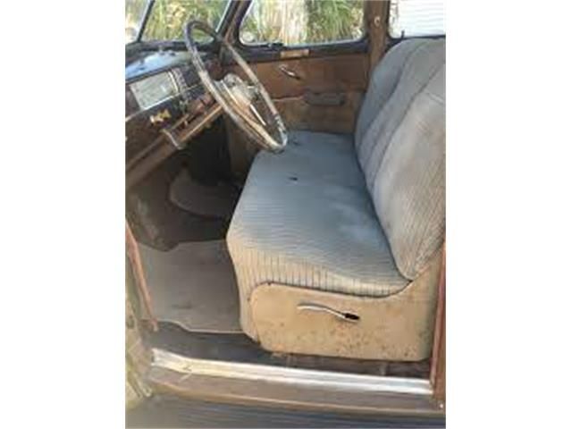 Unknown-Sedan-1941-Marine-Gold-Tan-7