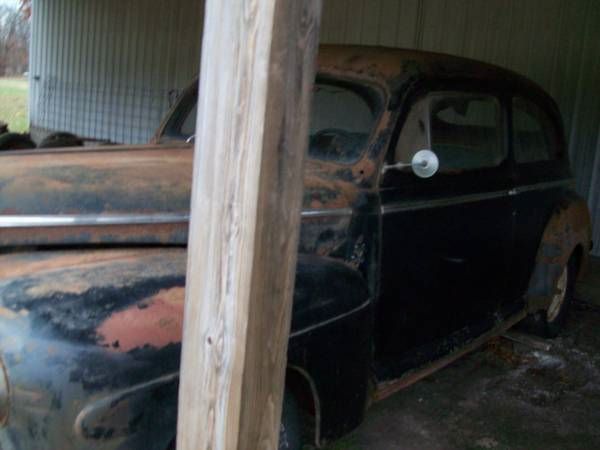 Unknown-Sedan-1942-8