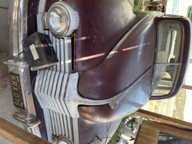Unknown-Sedan-1942-Maroon-Tan-10