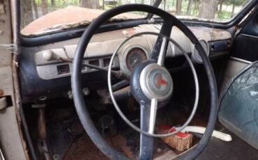 Unknown-Sedan-1946-14