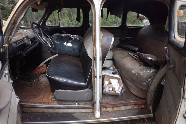 Unknown-Sedan-1946-15