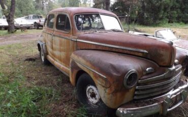 Unknown-Sedan-1946