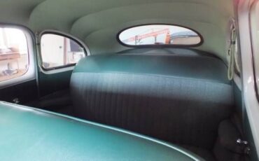 Unknown-Sedan-1946-Green-Green-7