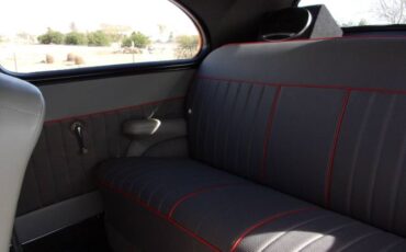 Unknown-Sedan-1946-Red-17