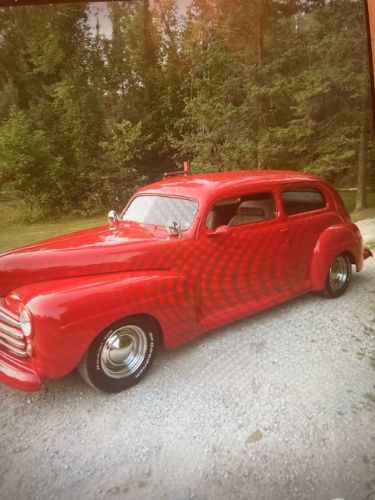 Unknown-Sedan-1947-Red-1