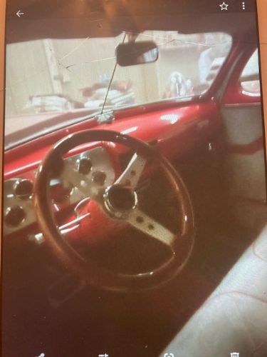 Unknown-Sedan-1947-Red-10