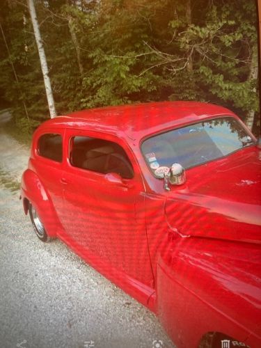 Unknown-Sedan-1947-Red-3