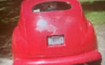 Unknown-Sedan-1947-Red-8