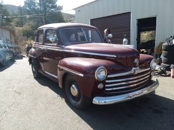 Unknown-Sedan-1947
