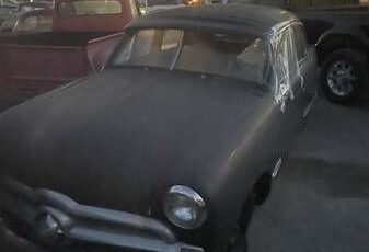 Unknown-Sedan-1948