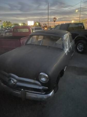 Unknown-Sedan-1948