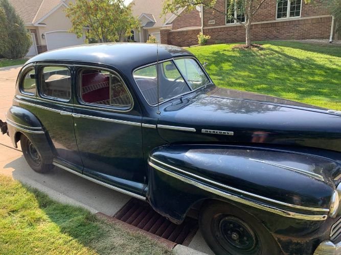 Unknown-Sedan-1948-Blue-1