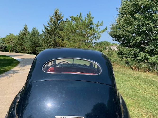 Unknown-Sedan-1948-Blue