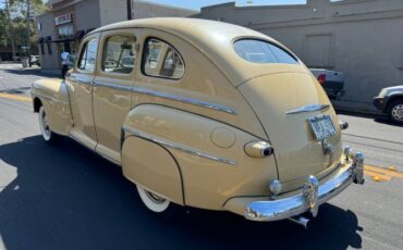 Unknown-Sedan-1948-Yellow-8