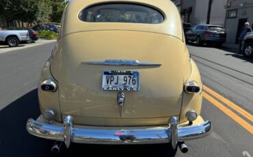 Unknown-Sedan-1948-Yellow-9