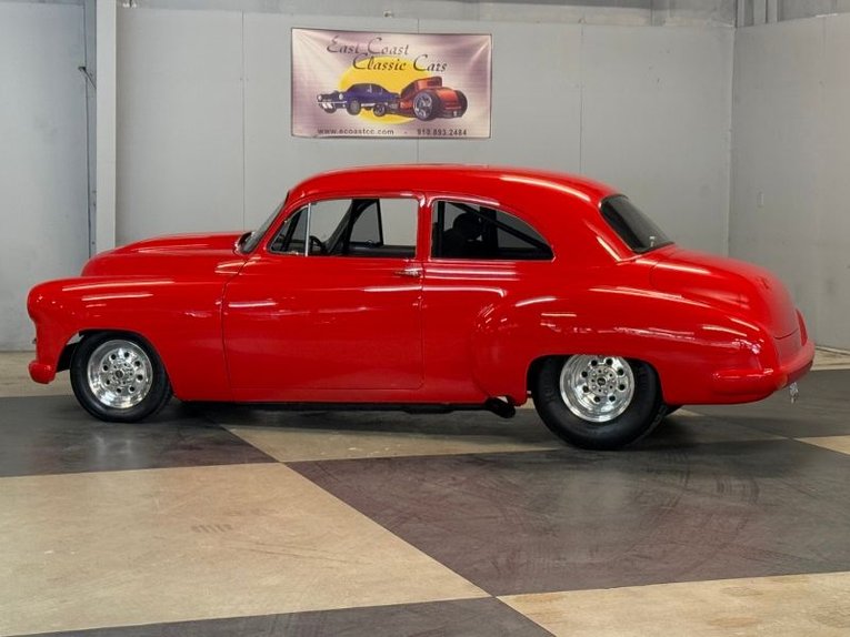 Unknown-Sedan-1949-Red-Gray-17