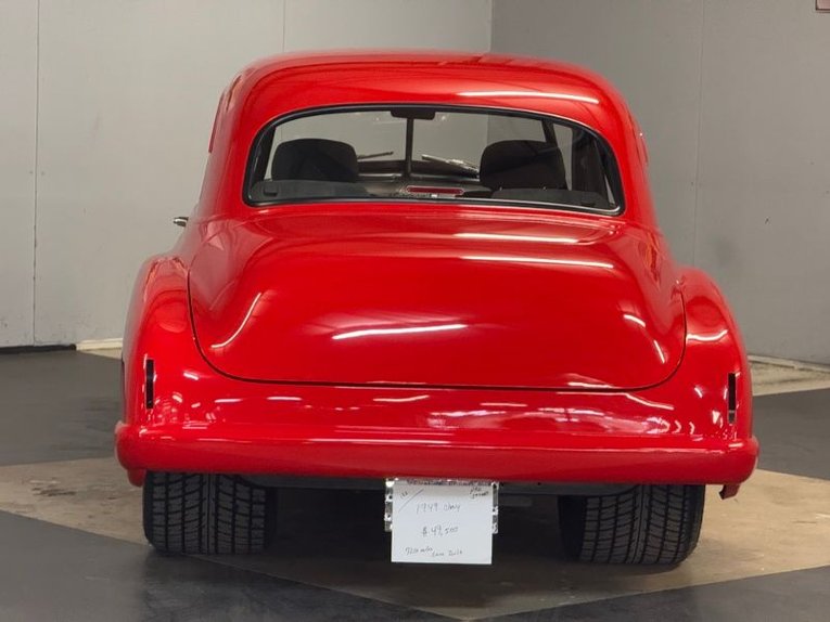 Unknown-Sedan-1949-Red-Gray-28