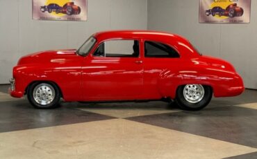 Unknown-Sedan-1949-Red-Gray