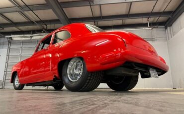 Unknown-Sedan-1949-Red-Gray-39