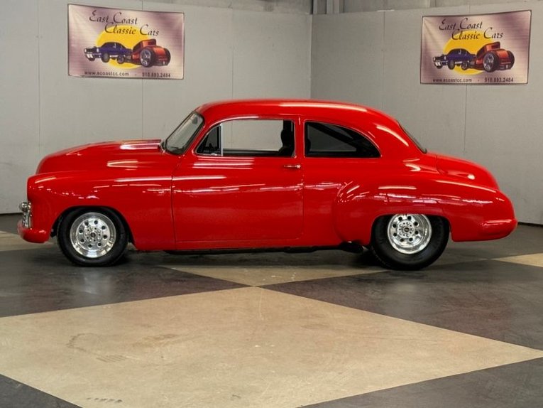 Unknown-Sedan-1949-Red-Gray