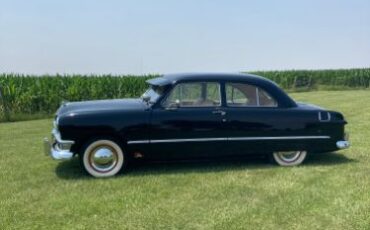 Unknown-Sedan-1950-Black-2