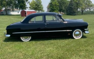 Unknown-Sedan-1950-Black-4