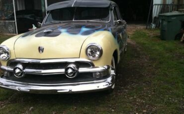 Unknown-Sedan-1951-2