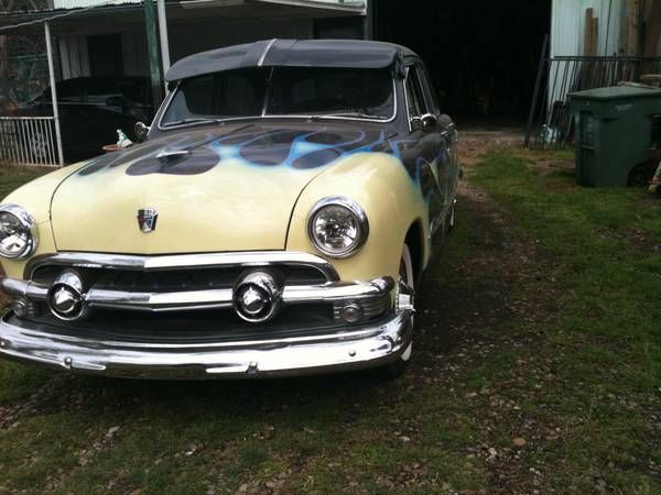 Unknown-Sedan-1951-2