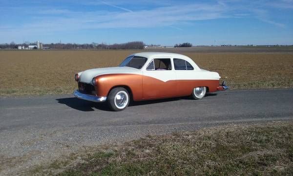 Unknown-Sedan-1951-3