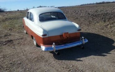 Unknown-Sedan-1951-4