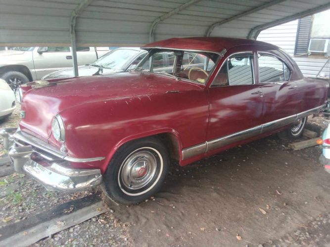 Unknown-Sedan-1951-5